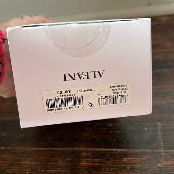 NIB Alfani Mens Briefs Size XL - Picture 3 of 3